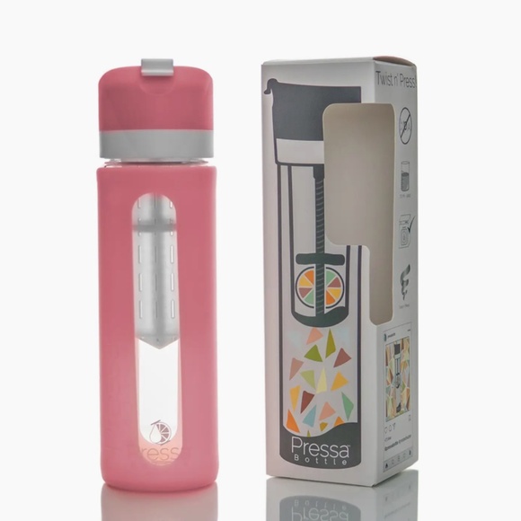NEW Pressa Bottle Pink Glass Water Bottle - with Fruit Press - Picture 1 of 2